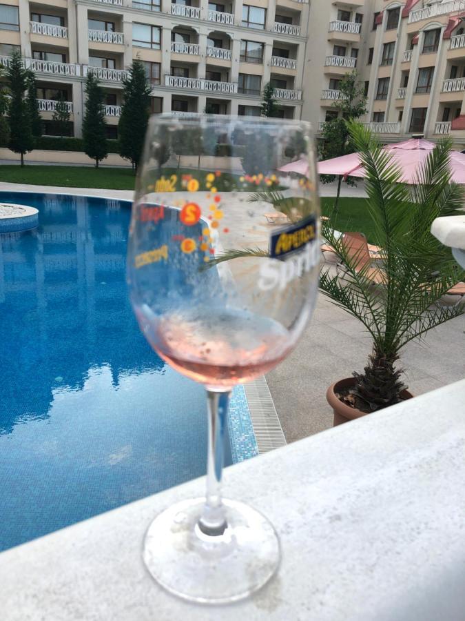 East From Paradise Apartment Varna Buitenkant foto