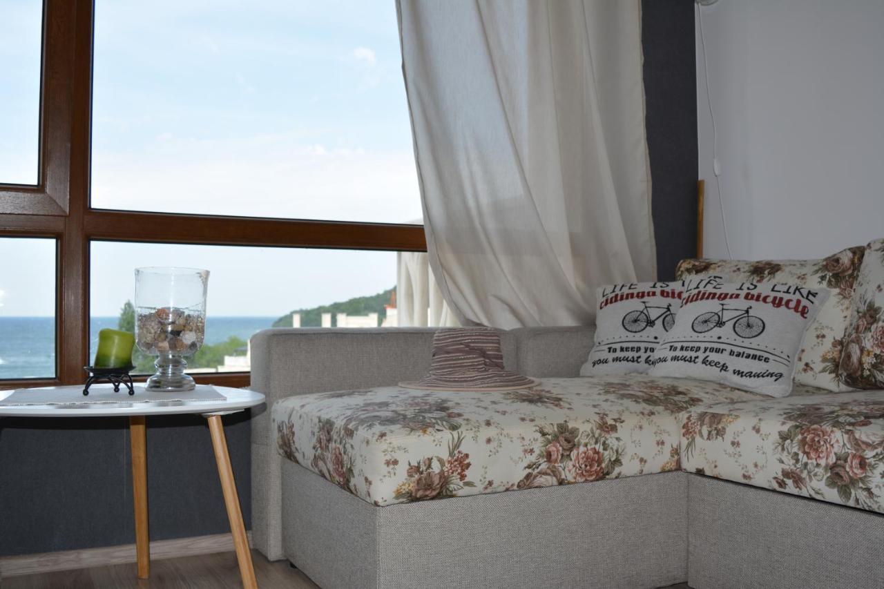 East From Paradise Apartment Varna Buitenkant foto